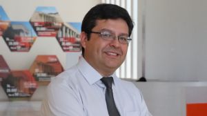 Dr. Lorenzo Reyes-Bozo