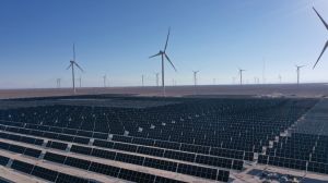 Gobierno propone aumentar generación de ERNC hasta un 40% al 2030 y participación de ENAP para desarrollar hidrógeno