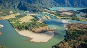 El impacto del cambio climático y de la cobertura de suelos sobre aportes de agua dulce del río Puelo al Fiordo Reloncaví