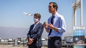 Anuncian plan para que Aeropuerto de Santiago sea el primero en operar con aviones a hidrógeno en América Latina