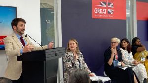 COP27: Ministro Pardow expuso experiencia chilena sobre cooperación energética, brechas de género y transición justa