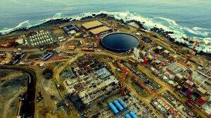 Chile promete alcanzar 71% de agua desalinizada en minería para enfrentar la actual crisis hídrica, según Cochilco
