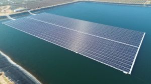 Chile inaugura la planta fotovoltaica flotante más grande del Cono Sur
