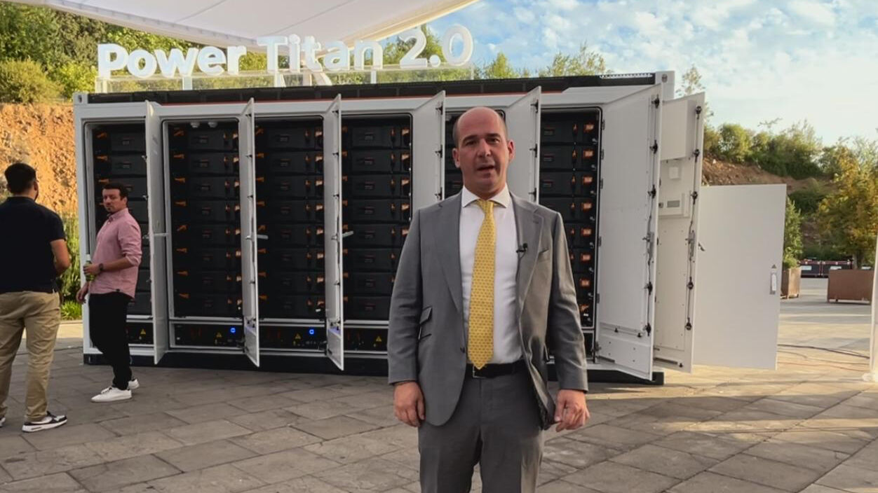 Sungrow busca revolucionar el almacenamiento de energía en Latinoamérica tras lanzamiento de Power Titan 2.0 en Santiago