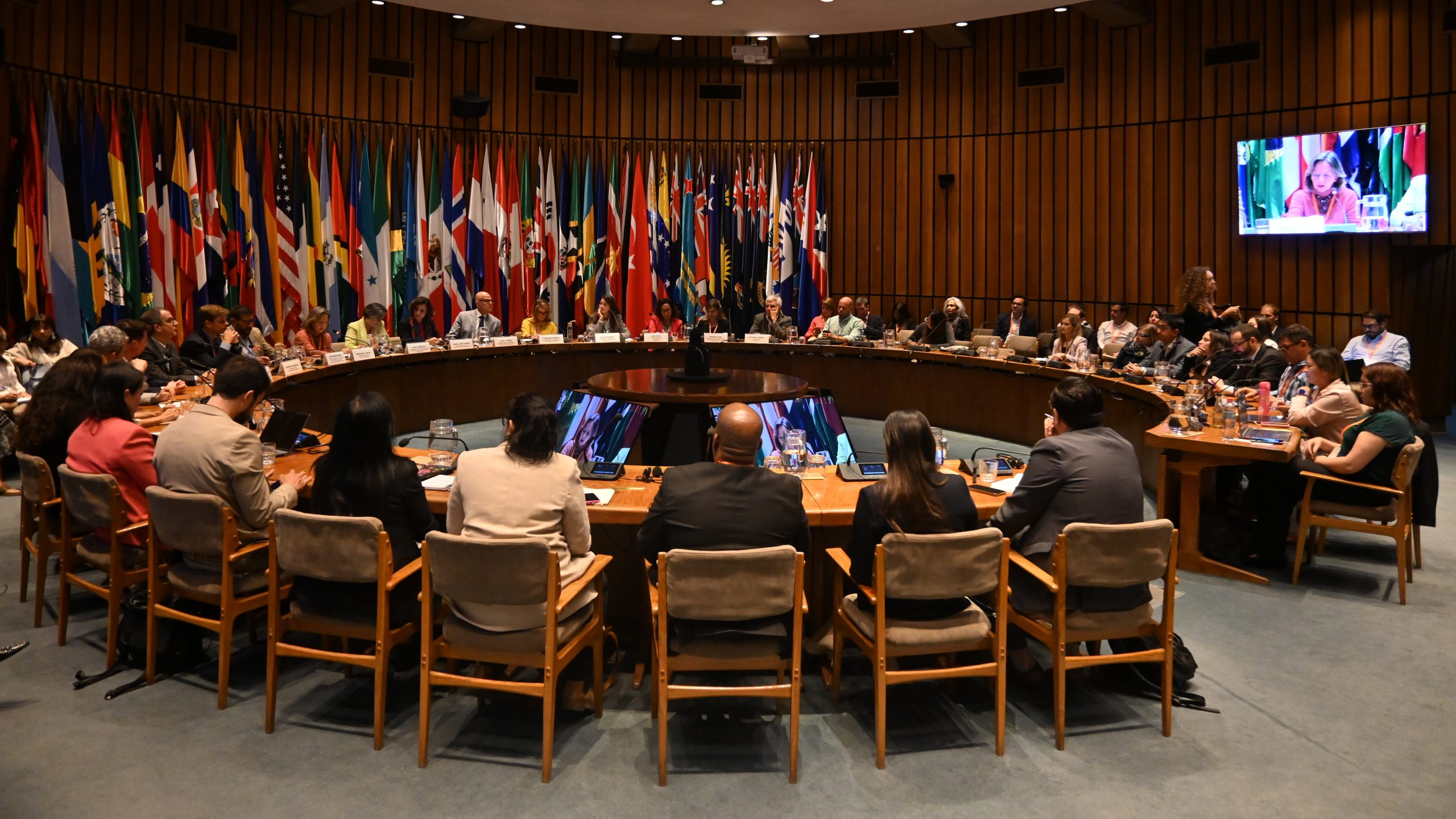 Ejecutivos chilenos de diversas empresas reafirman compromiso con los ODS en Foro Empresarial de América Latina y el Caribe