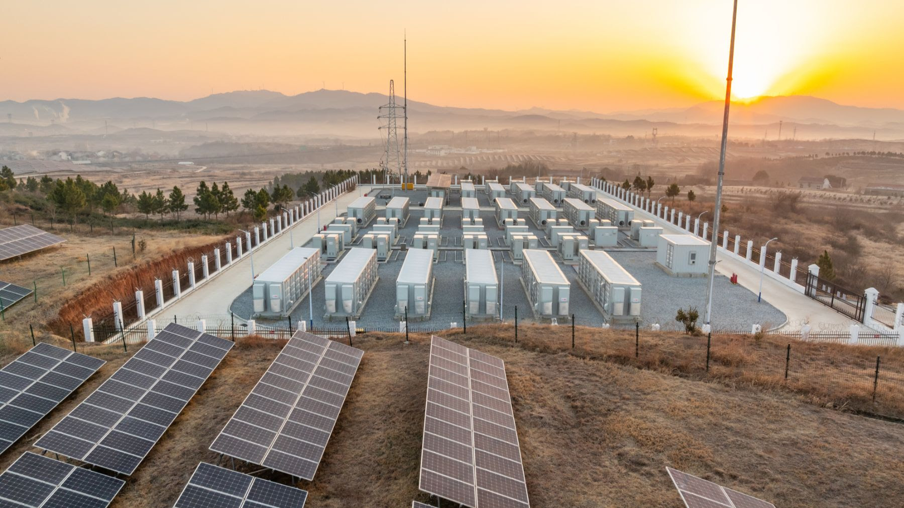 DNV apoya a Zelestra en la obtención de financiación verde de US$282 millones para el proyecto híbrido de energía solar y almacenamiento Aurora en Chile