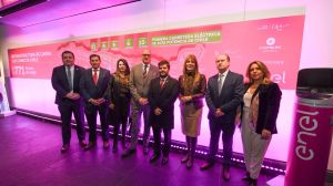 Presentan primera carretera eléctrica de alta potencia para camiones de carga en la Ruta Cinco Sur